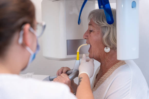 Best Emergency Tooth Extraction in Whitestown, IN
